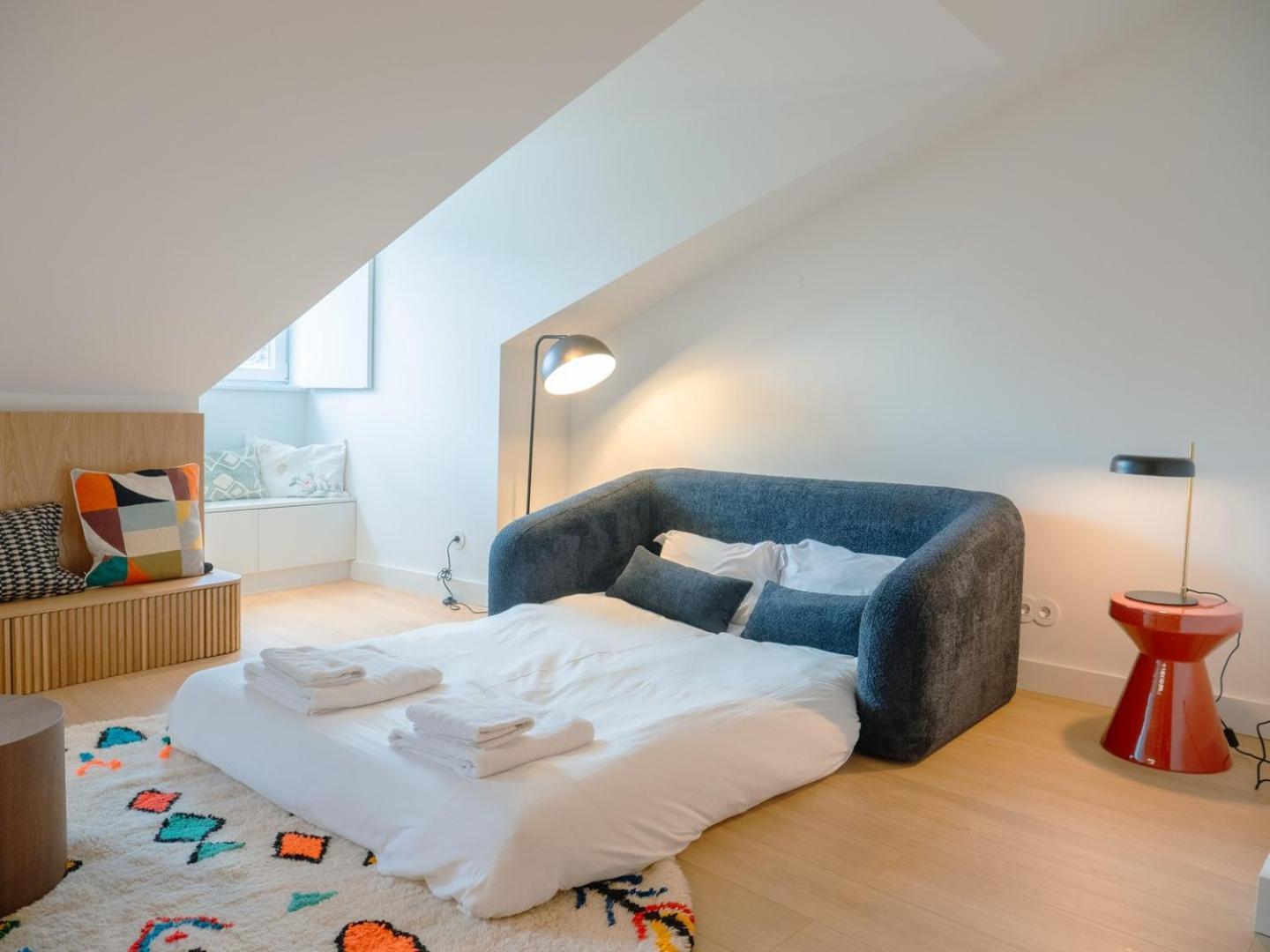 Chic 1br Duplex W/ac Santa Catarina | By Airnest Lejlighed Lisboa